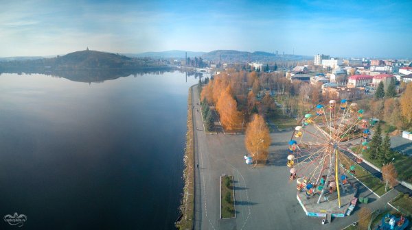 Нижний Тагил парк Бондина осень