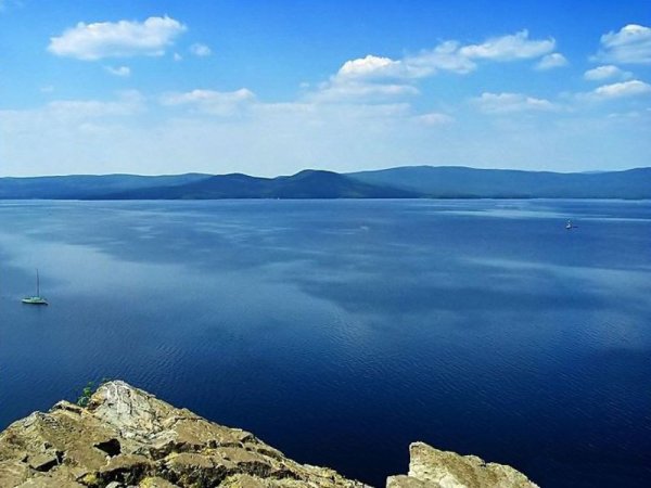 Остров веры Тургояк вид сверху