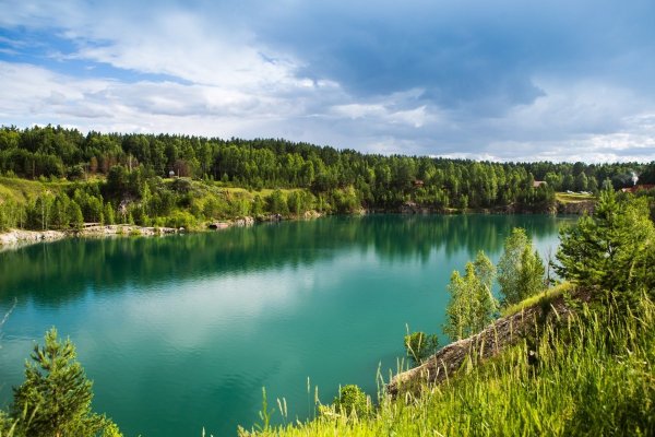 Мраморное озеро в Абрашино