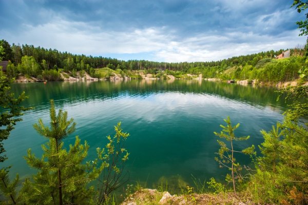 Мраморное озеро в Абрашино