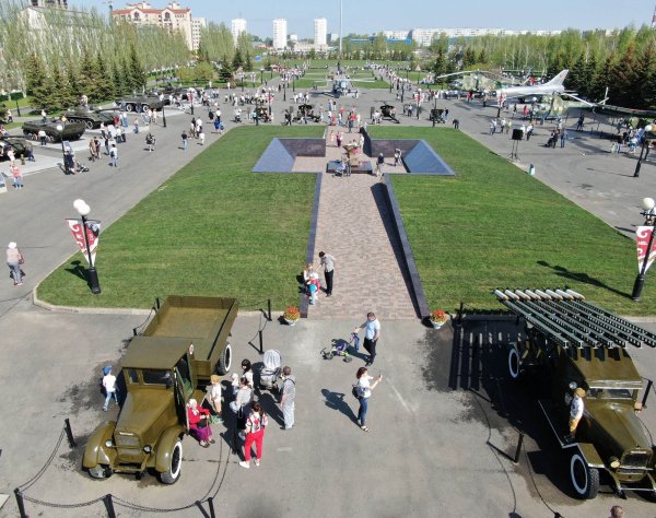 Мемориальный комплекс парка Победы Казань