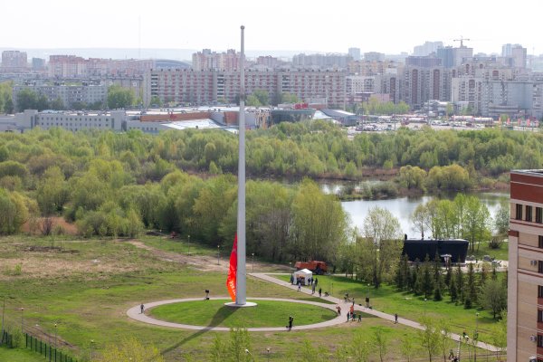 Парк Победы Казань Знамя Победы