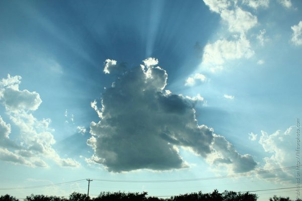 Там неба осветленный край