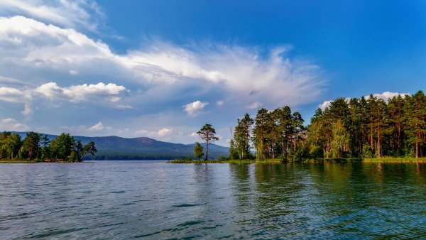 Озеро Тургояк реки