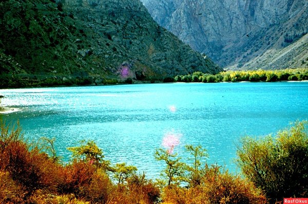 Озеро Искандеркуль Таджикистан