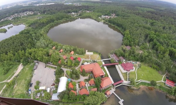 Парк отель Медвежьи озёра, деревня Медвежьи озёра