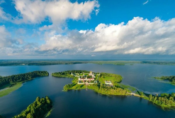 Озеро Селигер остров хачин