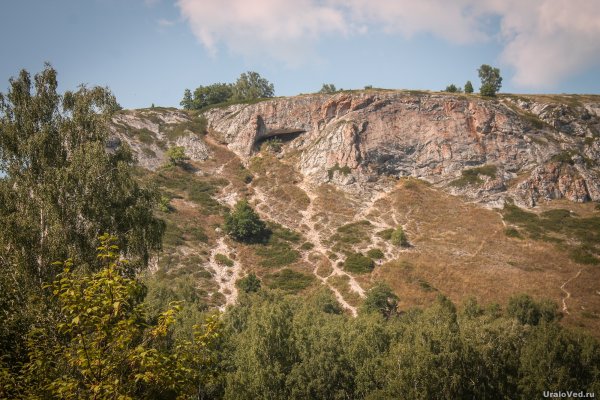 Старомурадымовская пещера голубиный грот
