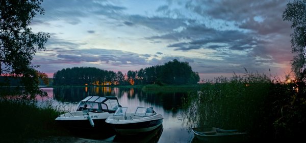 Белое озеро острова хачин