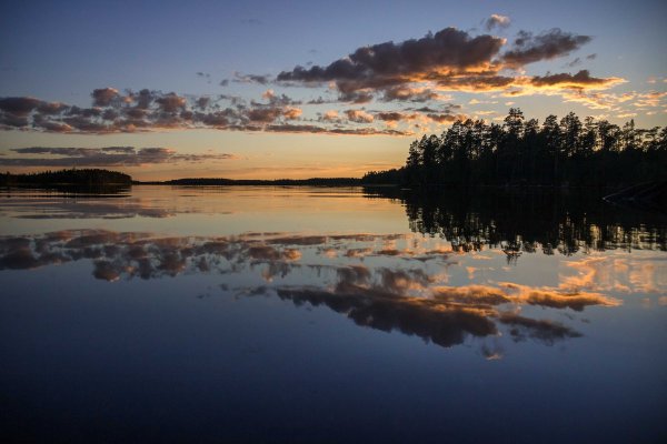 Карелия озеро зеркальное