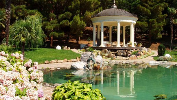 Алушта Айвазовский парк Парадиз