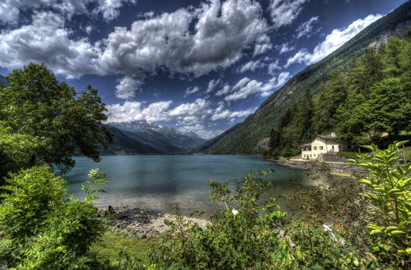 Озеро Рето Швейцария