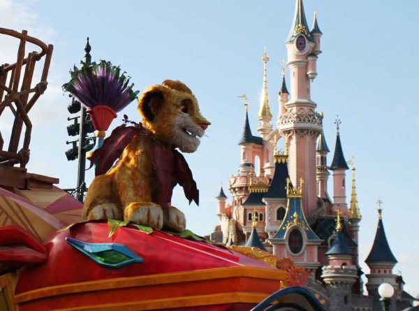 Диснейленд Париж шоу Тарзана