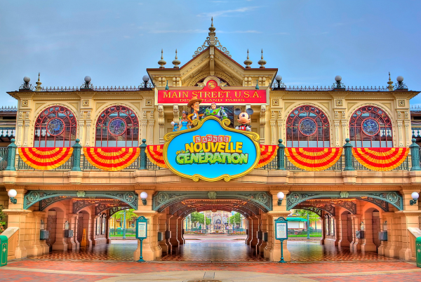 Диснейленд Париж внутри аттракционы