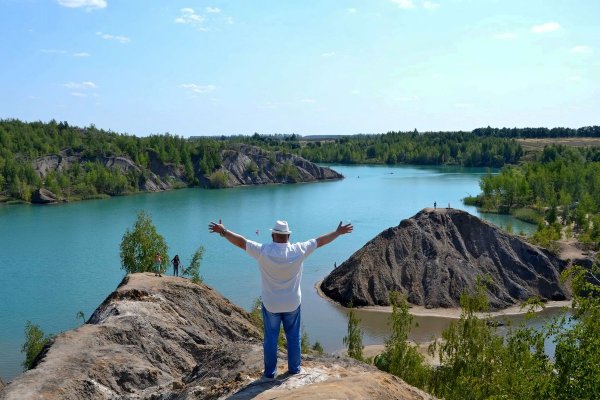 Романцевские горы голубое озеро
