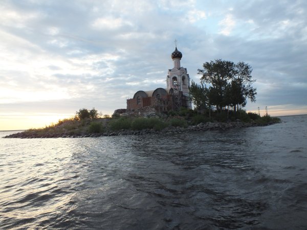 Остров Спасский озеро Воже