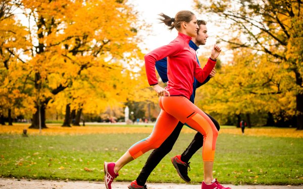 Пробежка в парке осень