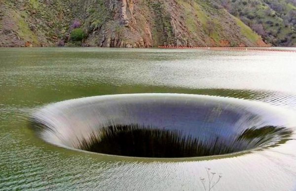 Водосброс Монтичелло