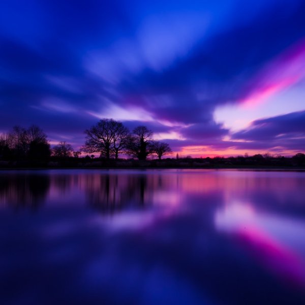 Фиолетовое озеро