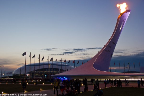 Олимпийский парк площадь медал Плаза