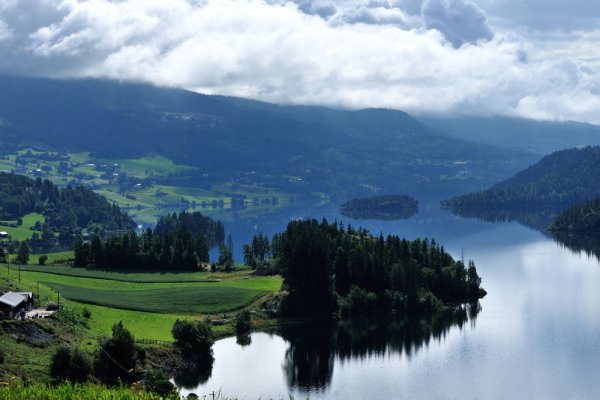 Озеро Аспен Швеция