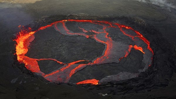 Вулкан магма внутри земли
