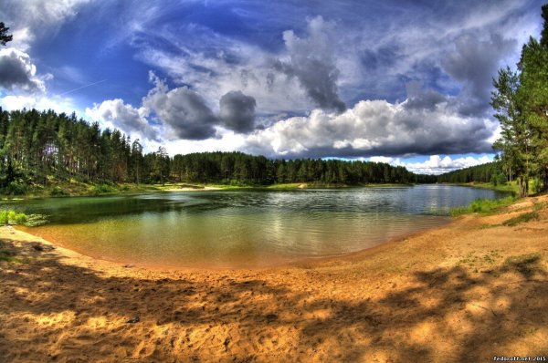 Песочное озеро Струги красные