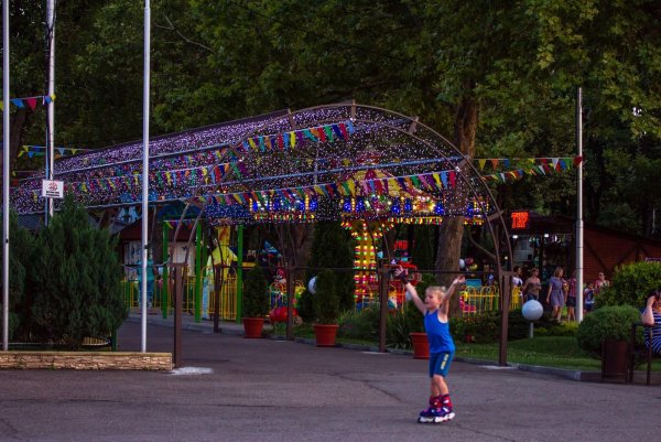 Краснодар парк аттракционов Краснодар Солнечный остров