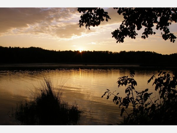 Озеро Ломпадь Калужская