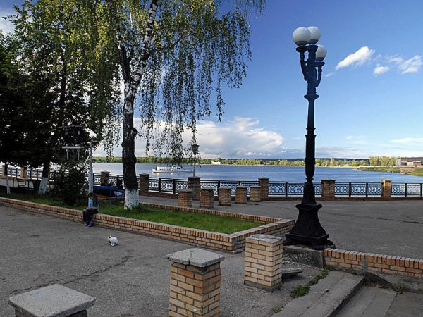 Набережная озеро Ломпадь Людиново