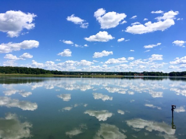 Озеро в Слободском