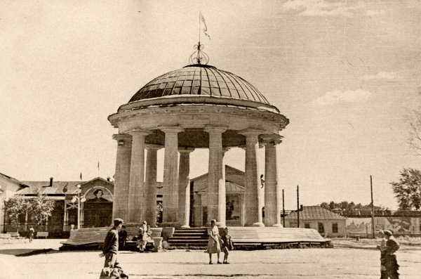 Пермь сад Горького Ротонда