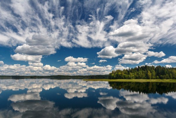 Озеро на Валдайской возвышенности