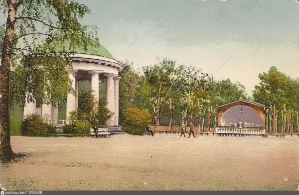 Ротонда в загородном саду Пермь
