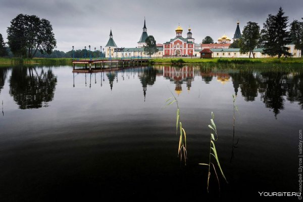 Валдайский Иверский монастырь Новгородская область