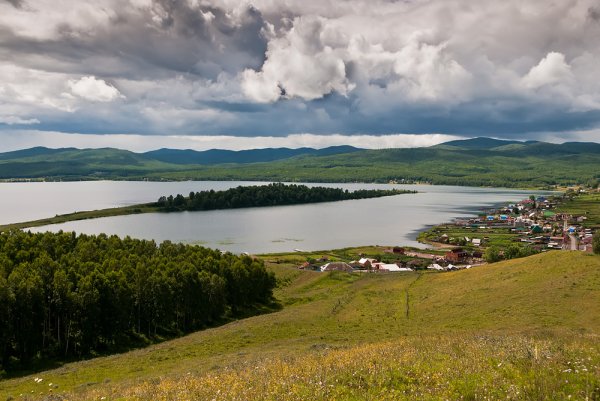 Озеро большое Шарыповский район