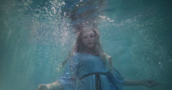 Нимуэ Владычица озера