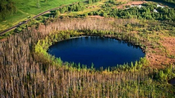 Бездонное озеро в Подмосковье