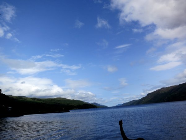 Великобритания Лохнесское озеро