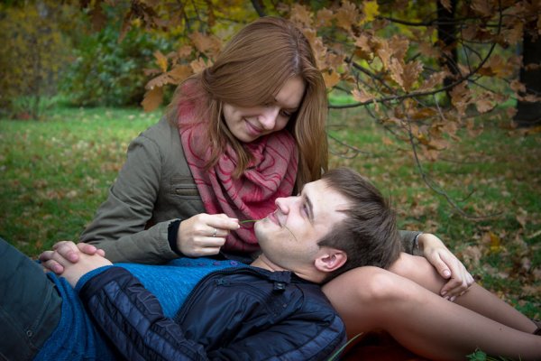 Влюбленные в парке