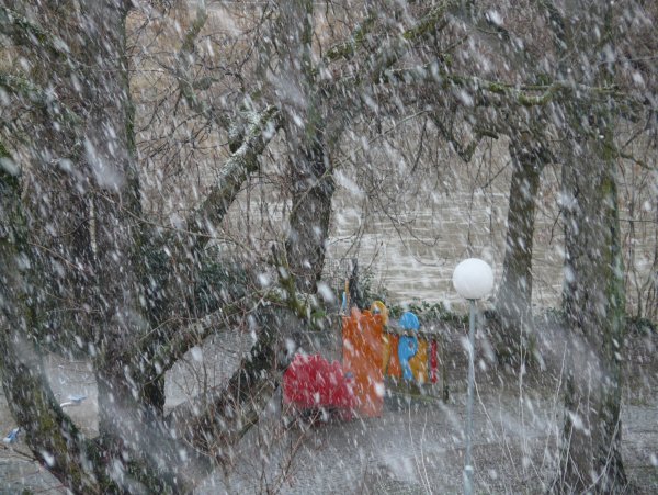 Ливневый дождь со снегом