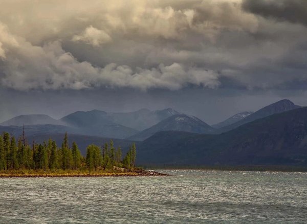 Река Лабынкыр