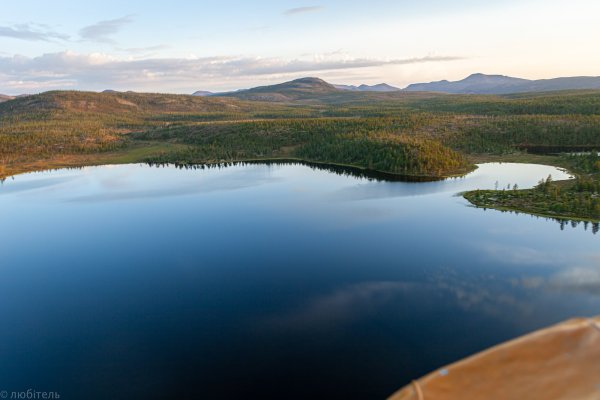 Озеро Ниджили в Якутии