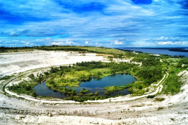 Заброшенный меловой карьер в Вольске