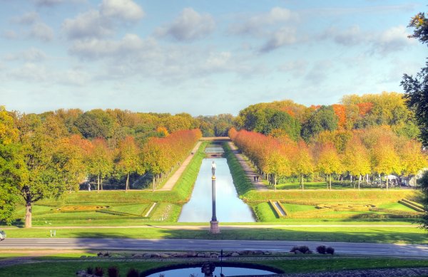 Парк Тиргартен набережная реки Шпрея