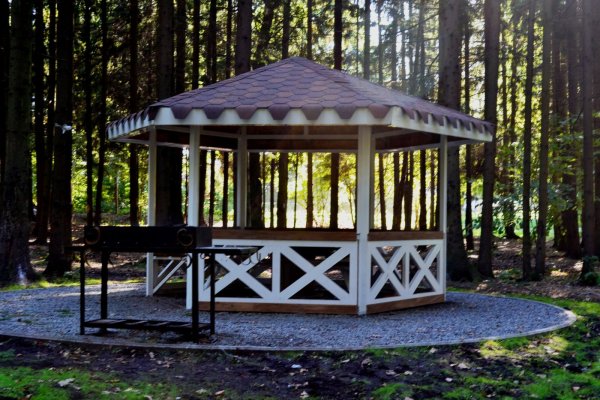 Парк 50 летия октября мангальная зона