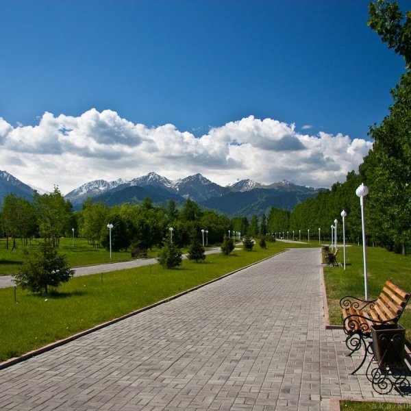 Парк первого президента в Алматы