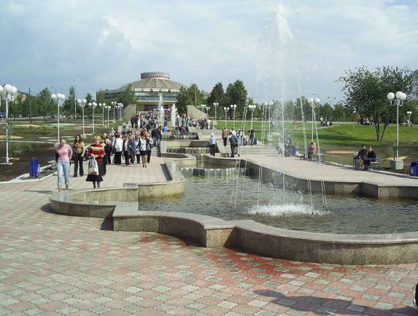 Парк Бондина Каскад фонтана в Нижнем Тагиле