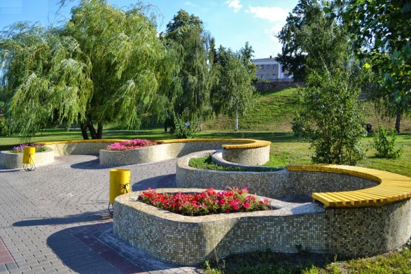 Лавочки на набережной Тамбов