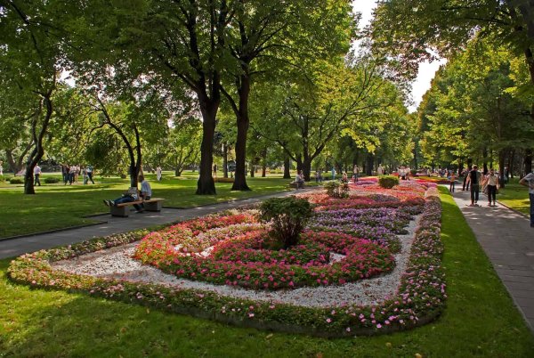 Большой Кремлевский сквер